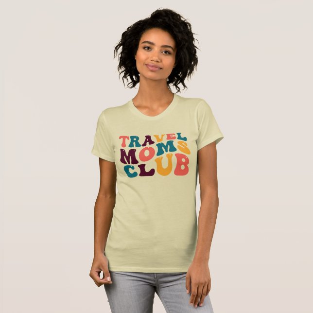 Camiseta Viajes Moms Club Groovy Retro Vibes de verano Beig (Anverso completo)