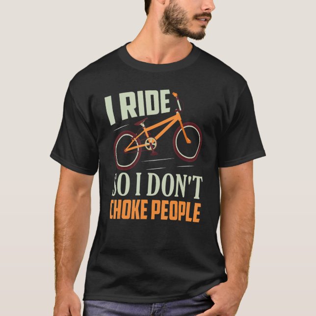 Camiseta Viajo para no asfixiar a la gente en bicicleta (Anverso)