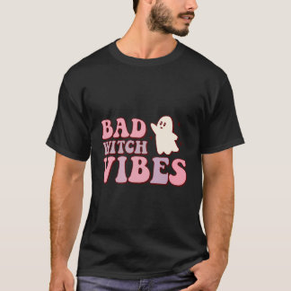 Camiseta Vibes de mala bruja retro Halloween