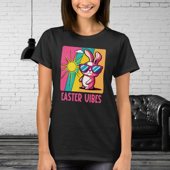 Camiseta Vibes de Pascua - Conejo rosa Guay con gafas de so (Subido por el creador)