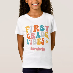 Camiseta "Vibes de primer grado" Groovy de vuelta a la escu