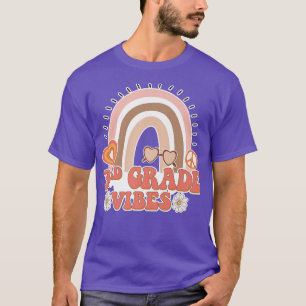 Camiseta Vibes de tercer grado retro arco iris de los años