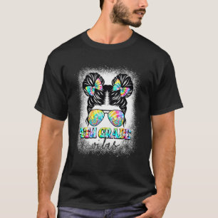 Camiseta Vibraciones de 4to grado Chica con moño despeinado