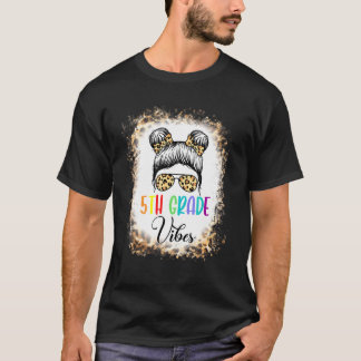 Camiseta Vibraciones de 5to Grado Chica Desordenada Leopard