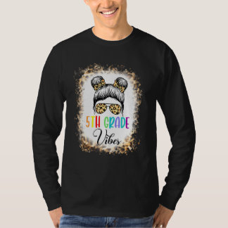 Camiseta Vibraciones de 5to Grado Chica Desordenada Leopard