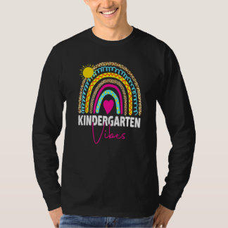 Camiseta Vibraciones de jardín de infantes Primer día de re