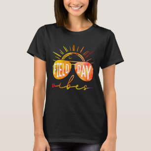 Camiseta Vibraciones del Día de Campo   Para el Día de Camp
