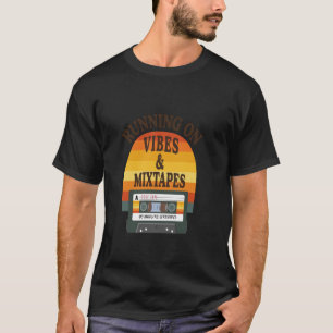 Camiseta Vibraciones y diseño retro de mixtape - Look de ve