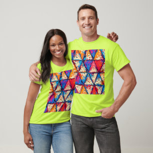 Camiseta Vibrante arte de triángulo de salpicadura