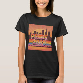 Camiseta Vibrante Sunset Cityscape Pride 2025