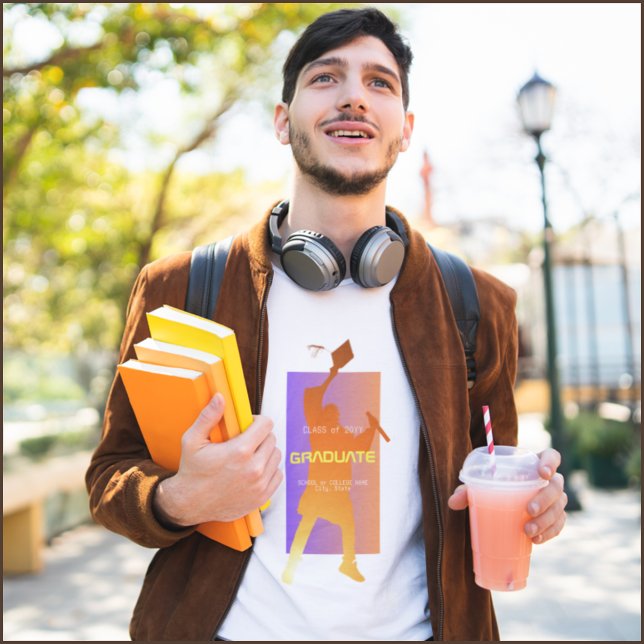 Camiseta Vibrante Sunset Modern Tech Graduation (Subido por el creador)