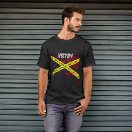 Camiseta Víctima de misterio por asesinato en cinta de la p