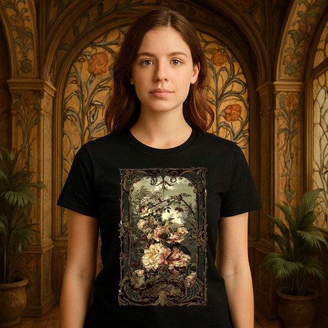 Camiseta Victorian Era Roses & Baroque Rococo Frame (Subido por el creador)