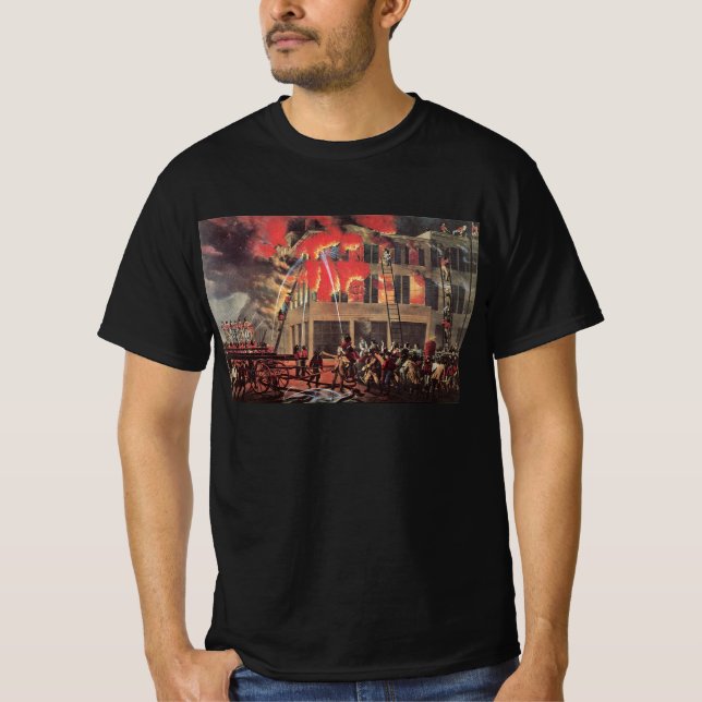 Camiseta Vida de un bombero, antiguos bomberos combatiendo  (Anverso)