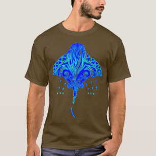 Camiseta Vida marina tribal en el océano Stingray
