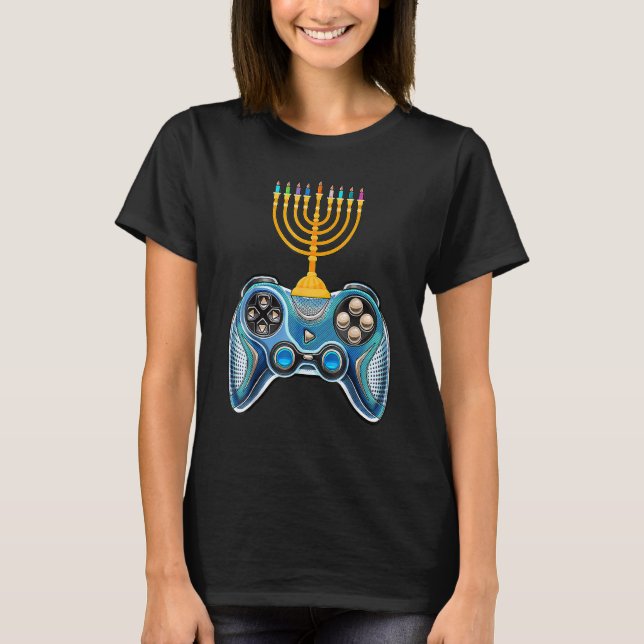 Camiseta Video Game Controller Hanukkah 2022 Menorah Candle (Anverso)