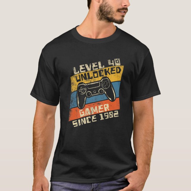 Camiseta Video Gamer 40Th Birthday Level 40 Unlocked 1982 (Anverso)