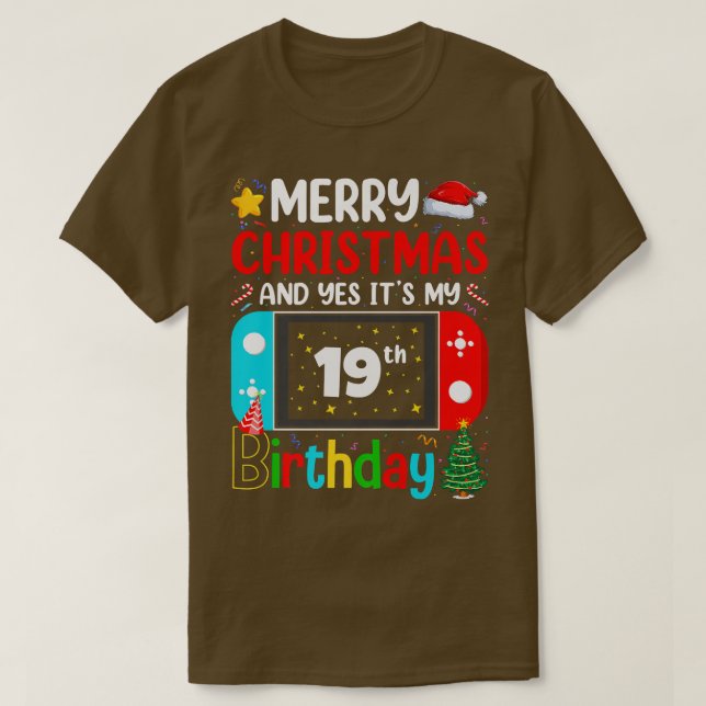 Camiseta Videojuego Feliz Feliz Navidad Sí Es Mi 19º B (Diseño del anverso)