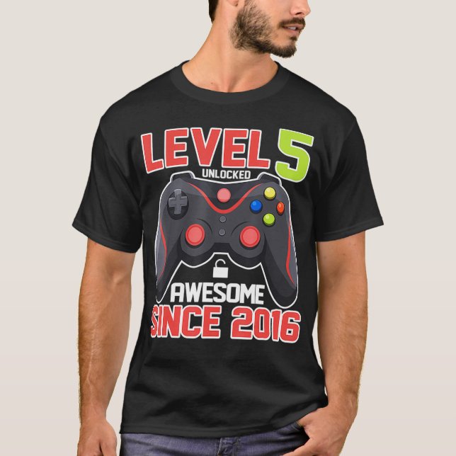 Camiseta Videojuegos de cumpleaños desbloqueados de nivel 5 (Anverso)