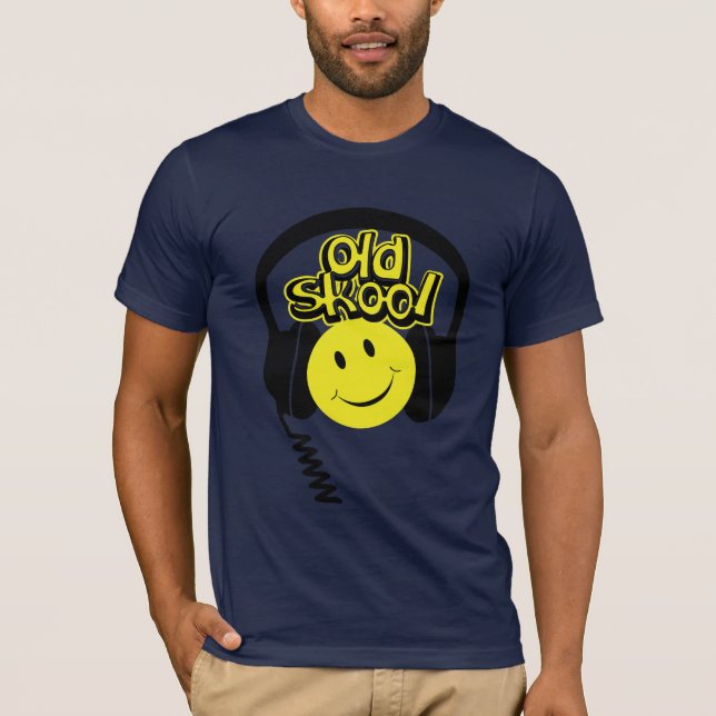 Camiseta vieja de los auriculares del símil de DJ (Anverso)