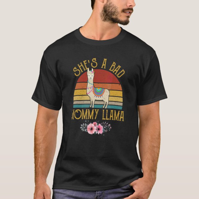 Camiseta Viejo atardecer es una mala mami llamada D de la m (Anverso)