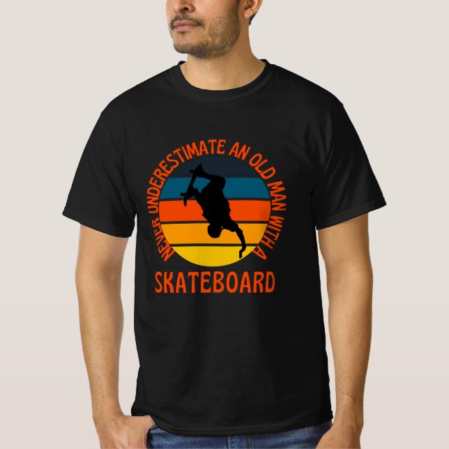 Camiseta Viejo Con Vintage Retro De Skateboard (Anverso)
