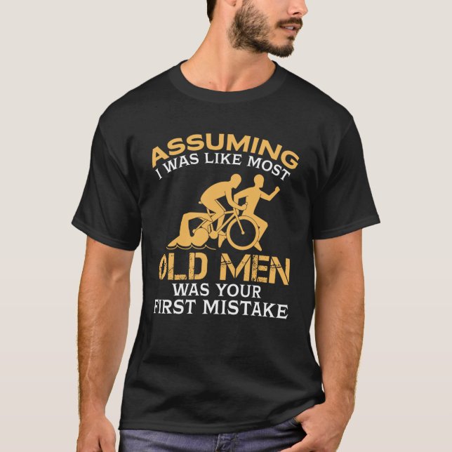 Camiseta Viejos hombres divertidos que ama Triathlon (Anverso)