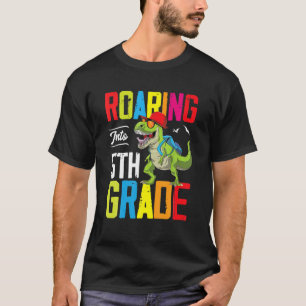 Camiseta Viendo A Dinosaurio Preescolar De Quinto Grado De 
