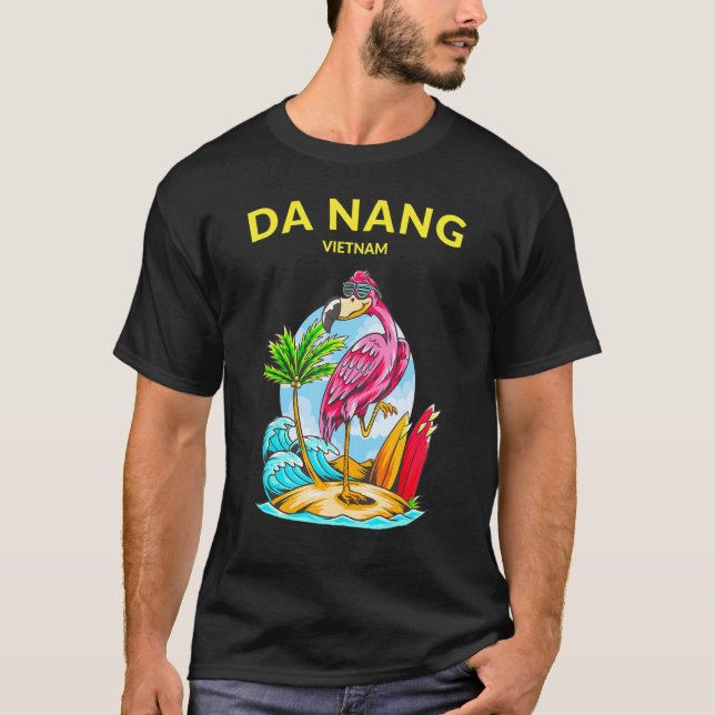 Camiseta Vietnam Da Nang Beach Flamingo Ocean Wave Surfboar (Anverso)