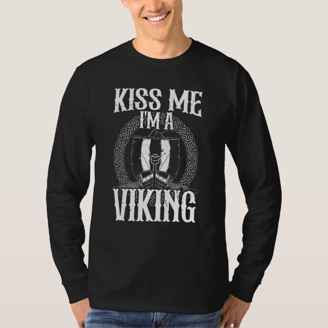 Camiseta Viking runes and Viking ship of Nordic mythology (Anverso)