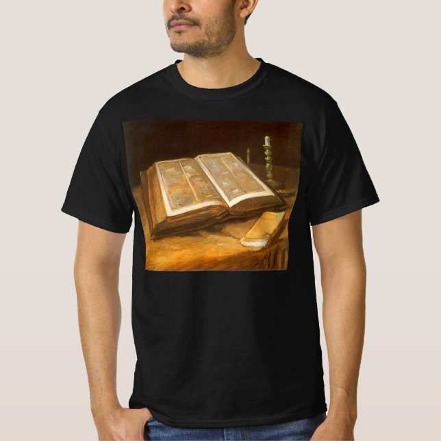 Camiseta Vincent van Gogh - Todavía la vida con la Biblia (Anverso)