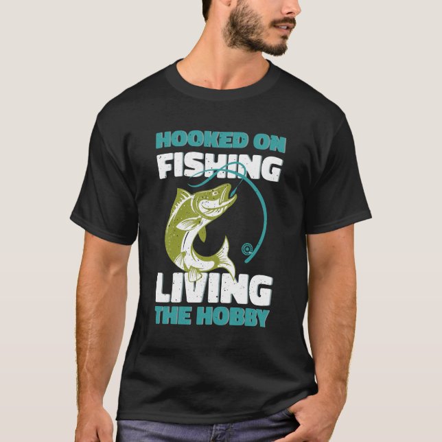 Camiseta Vinculado a la pesca, Viviendo el pasatiempo - Pes (Anverso)
