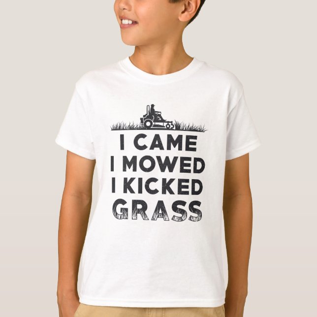 Camiseta Vine Y Me Mostré Y Pateé La Ducha De Césped (Anverso)