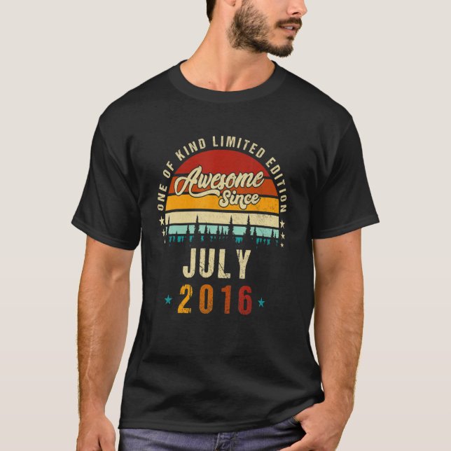 Camiseta Viñeta 6 cumpleaños increíble desde julio de 2016  (Anverso)