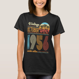 Camiseta Viñeta de cumpleaños de 67 años Octubre 1956 Mujer