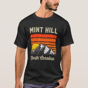 Camiseta Viñeta Estatal de la Ciudad Retro de Mint Hill Car
