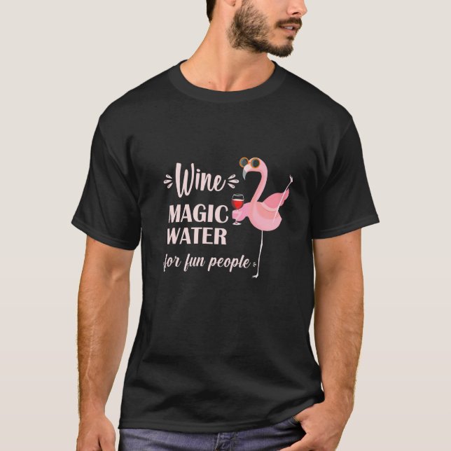 Camiseta Vino Flamingo Agua Mágica Para Gente Divertida (Anverso)