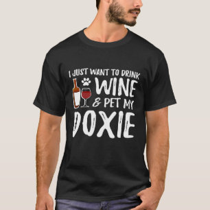 Camiseta Vino y Doxie para mamá de perro salchicha