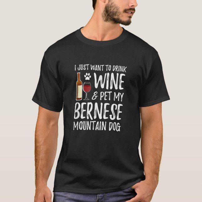 Camiseta Vino y perro de montaña de Berna (Anverso)