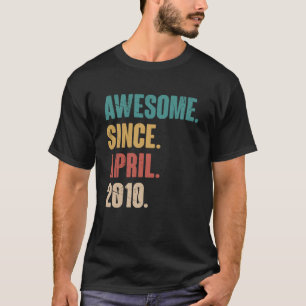 Camiseta Vintag de 13 años de antigüedad con decoración de