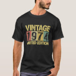 Camiseta Vintage 1974 Bday 48 Años Funny 48th Birthday<br><div class="desc">Vintage Bday 1974 48 años de edad gracioso 48º cumpleaños increíble camiseta</div>