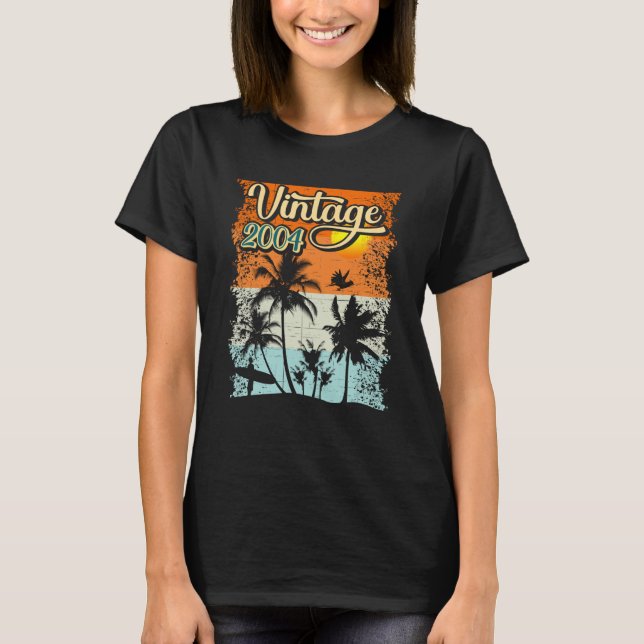 Camiseta Vintage 2004 (Anverso)