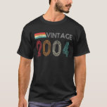 Camiseta Vintage 2004 18th Birthday Retro 18 años<br><div class="desc">Vintage 2004 18th Birthday Retro 18 años</div>