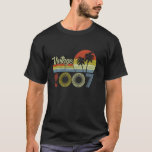 Camiseta Vintage 2007 18th Birthday Retro Regalos de 18 año<br><div class="desc">Vintage 2007 18th Birthday Retro Regalos de 18 años Hombres Mujeres</div>
