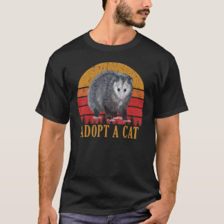 Camiseta Vintage Adopt A Cat Possum