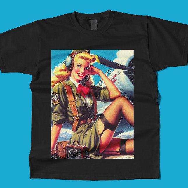 Camiseta Vintage Airplane Pin-Up (Subido por el creador)