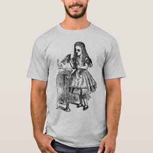 Camiseta Vintage Alice Drink Me
