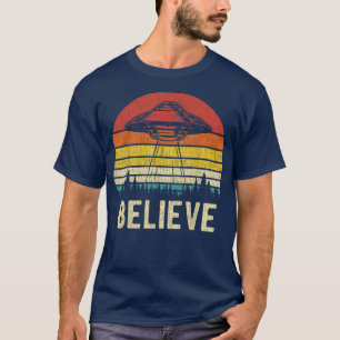 Camiseta Vintage Alien UFO BelieveFunny Alien UFO Hombres M