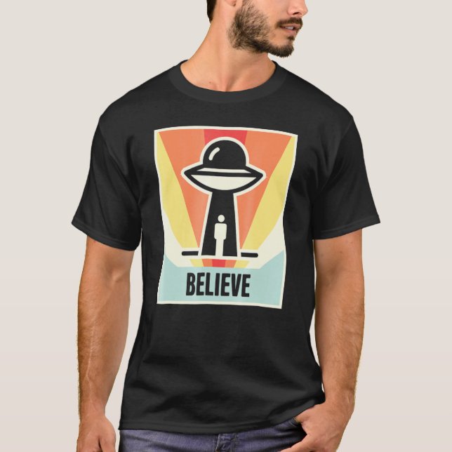 Camiseta Vintage Believe Alien Ufo (Anverso)