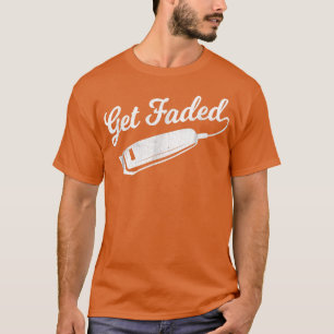 Camiseta Vintage Distressed Barber Get Faded Script